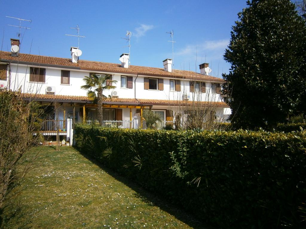 Casa Zodiaco Apartment Caorle Exterior photo